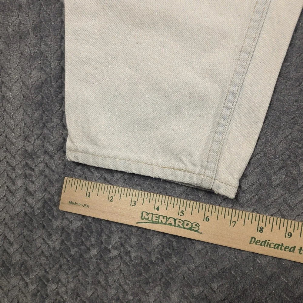 Levis perfectly broken